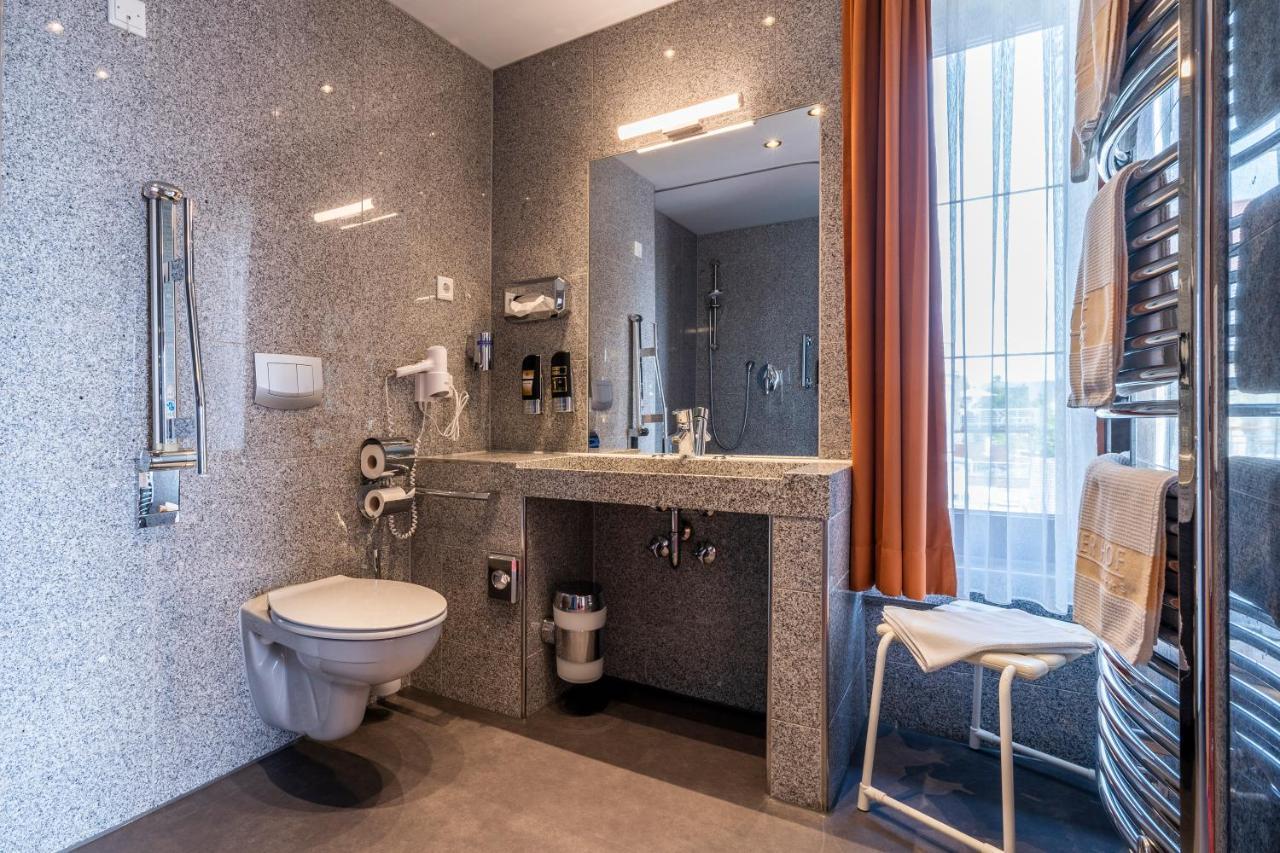 Hotel Hagnauer Hof Buitenkant foto