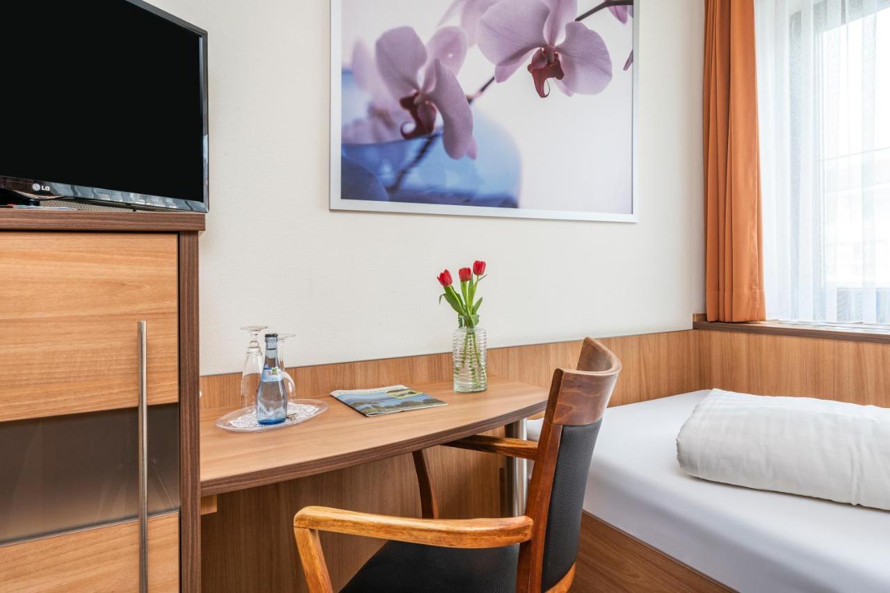 Hotel Hagnauer Hof Buitenkant foto