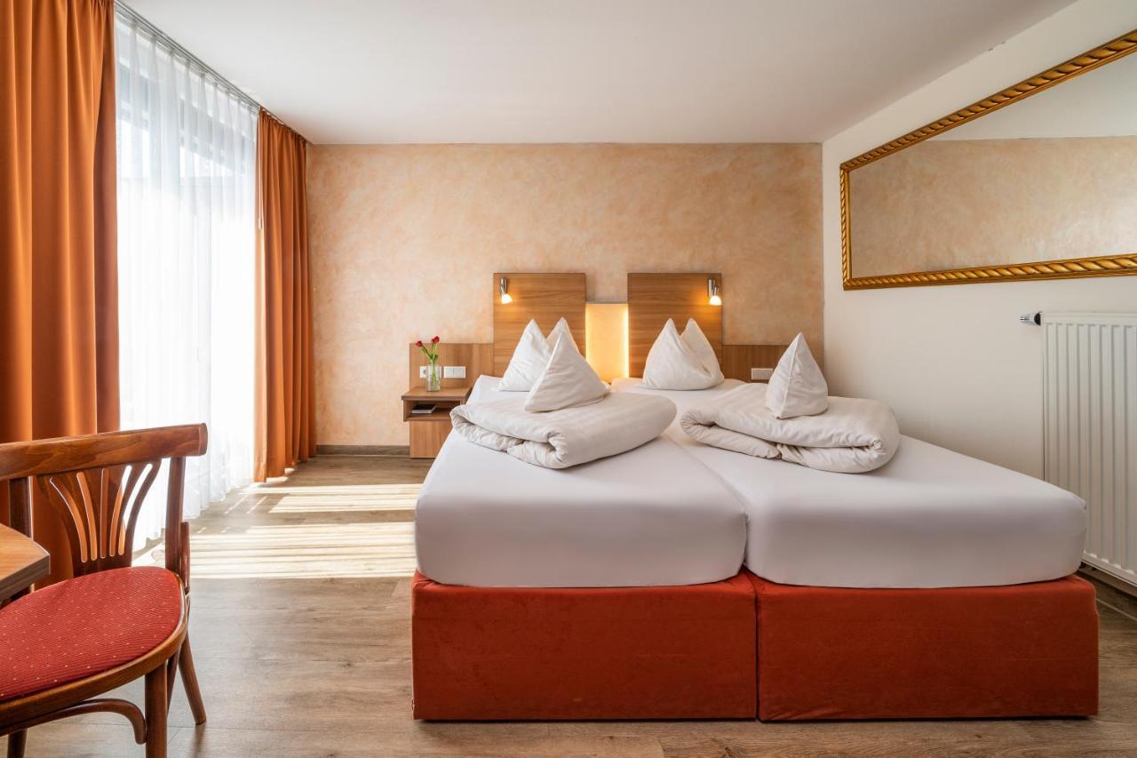 Hotel Hagnauer Hof Buitenkant foto